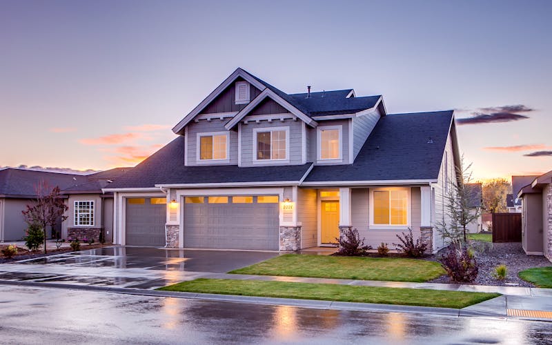 Different roofing materials comparison
